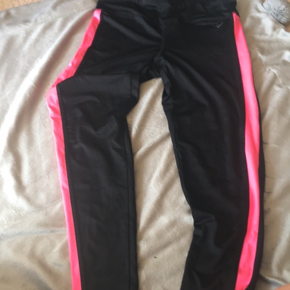 Workout pants - Picture 2 of 4